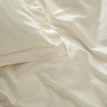 eco-friendly bedding made from organic materials, free from harmful chemicals